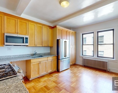 115 East 92nd Street - Photo Thumbnail 2