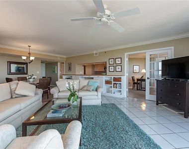 6361 Pelican Bay Blvd - Photo Thumbnail 11