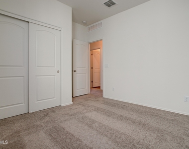 11407 W La Reata Avenue - Photo Thumbnail 26