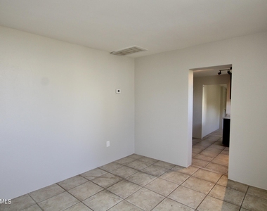 1548 W Mckinley Street - Photo Thumbnail 2