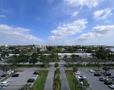 3100 N Palm Aire Dr - Photo Thumbnail 32