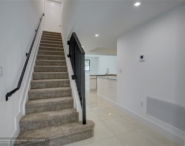 5483 W Oak Way - Photo Thumbnail 13