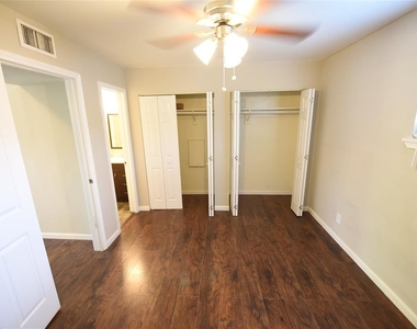 5124 Live Oak Street - Photo Thumbnail 13