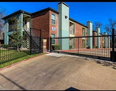 4622 Monarch Street - Photo Thumbnail 1