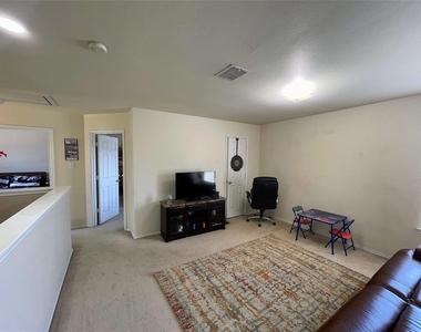 3304 Paradise Valley Drive - Photo Thumbnail 22