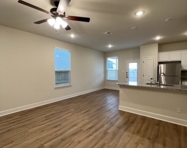 7617 Agave Bend - Photo Thumbnail 9