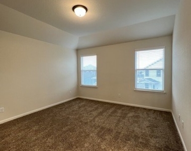 7617 Agave Bend - Photo Thumbnail 16