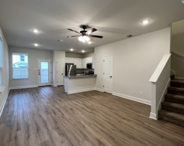 7617 Agave Bend - Photo Thumbnail 4