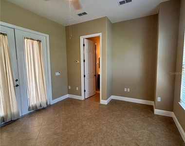 637 Tapatio Lane - Photo Thumbnail 43