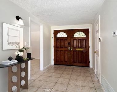 20715 Tiara Street - Photo Thumbnail 1