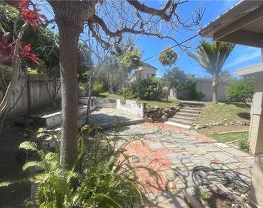 618 San Dieguito Drive - Photo Thumbnail 30