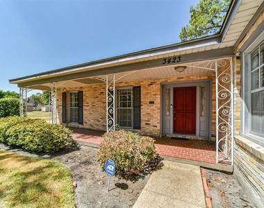 3423 Ozark Street - Photo Thumbnail 3