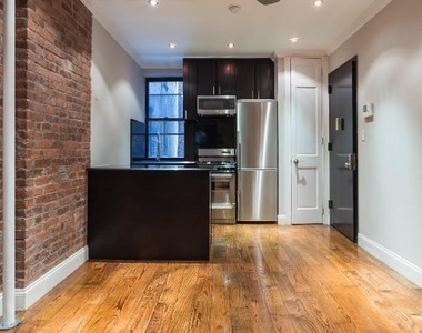 Copy of 438 West 52nd Street, Unit 1a - Photo Thumbnail 2