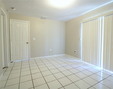 3073 Willow Bend Boulevard - Photo Thumbnail 13