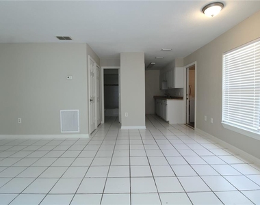 3073 Willow Bend Boulevard - Photo Thumbnail 7