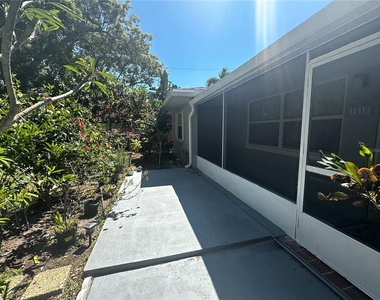 1818 San Mateo Drive - Photo Thumbnail 3