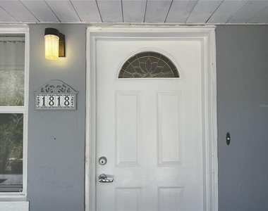 1818 San Mateo Drive - Photo Thumbnail 1