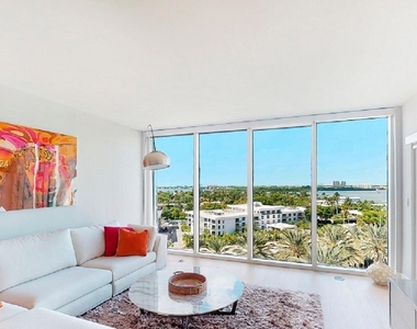 10275 Collins Ave - Photo Thumbnail 0