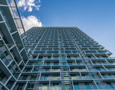 2000 S Metropica Way - Photo Thumbnail 40