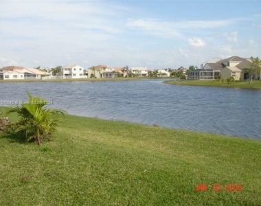 683 Vista Meadows Dr - Photo Thumbnail 4