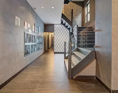 410 East 13th Street - Photo Thumbnail 4