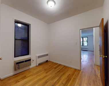 318 East 89th Street - Photo Thumbnail 3