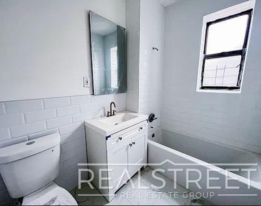 310 Sumpter Street - Photo Thumbnail 7