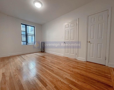 106 Fort Washington Avenue - Photo Thumbnail 9