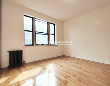 715 West 172nd Street - Photo Thumbnail 6