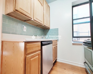 715 West 172nd Street - Photo Thumbnail 12