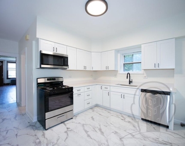 5051 W Berenice - Photo Thumbnail 1