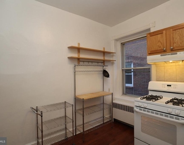 422 S 45th St - Photo Thumbnail 8