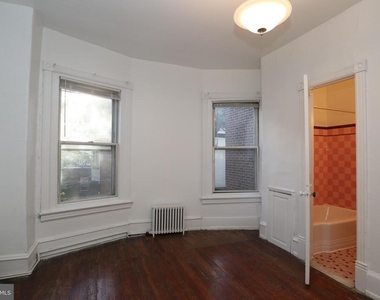 422 S 45th St - Photo Thumbnail 1