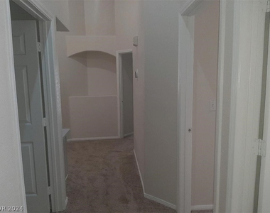 3814 Spruceview Court - Photo Thumbnail 28