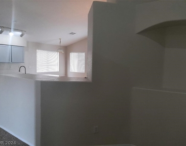 3814 Spruceview Court - Photo Thumbnail 17