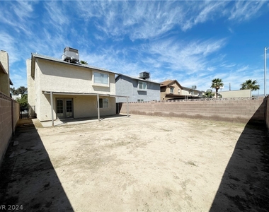 3938 Steinbeck Drive - Photo Thumbnail 26