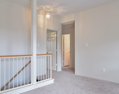 520 Fort Thomas Pl - Photo Thumbnail 24