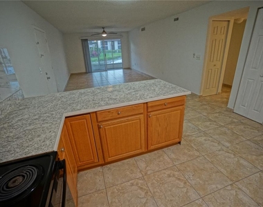 3865 S Lake Drive - Photo Thumbnail 5