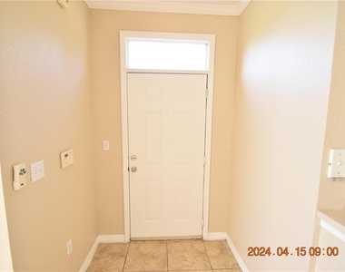 10502 Windsor Lake Court - Photo Thumbnail 2