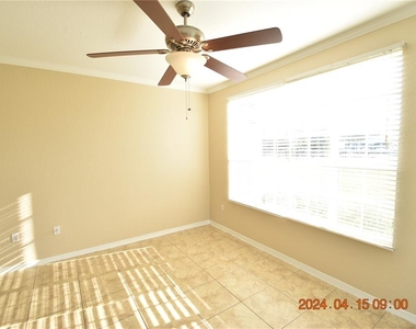 10502 Windsor Lake Court - Photo Thumbnail 6