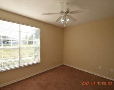 10502 Windsor Lake Court - Photo Thumbnail 22