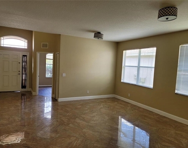 13007 Terrace Springs Drive - Photo Thumbnail 5