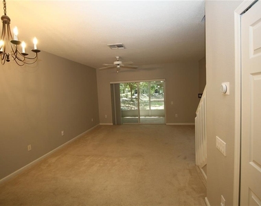 2881 Woodlands Park Court - Photo Thumbnail 11