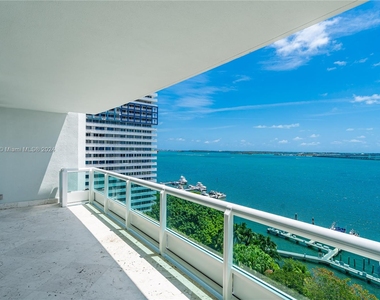 1643 Brickell Ave - Photo Thumbnail 1