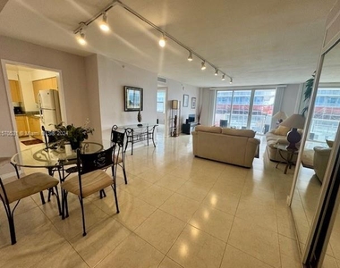 9195 Collins Ave - Photo Thumbnail 9