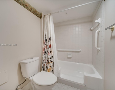 12755 Sw 16th Ct - Photo Thumbnail 16