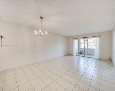 12755 Sw 16th Ct - Photo Thumbnail 4