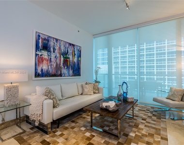 6799 Collins Ave - Photo Thumbnail 9