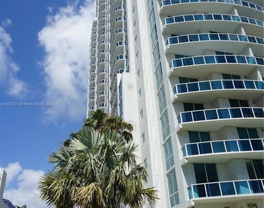 1945 S Ocean Dr - Photo Thumbnail 22