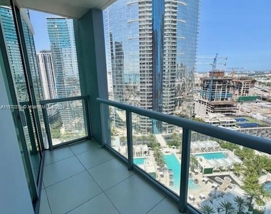 888 Biscayne Blvd - Photo Thumbnail 12